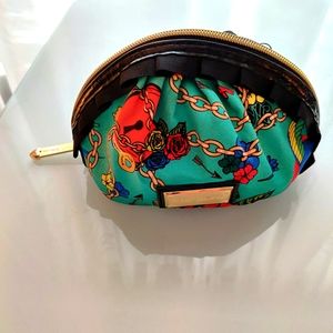 Betsy Johnson Makeup Bag🛍️💋